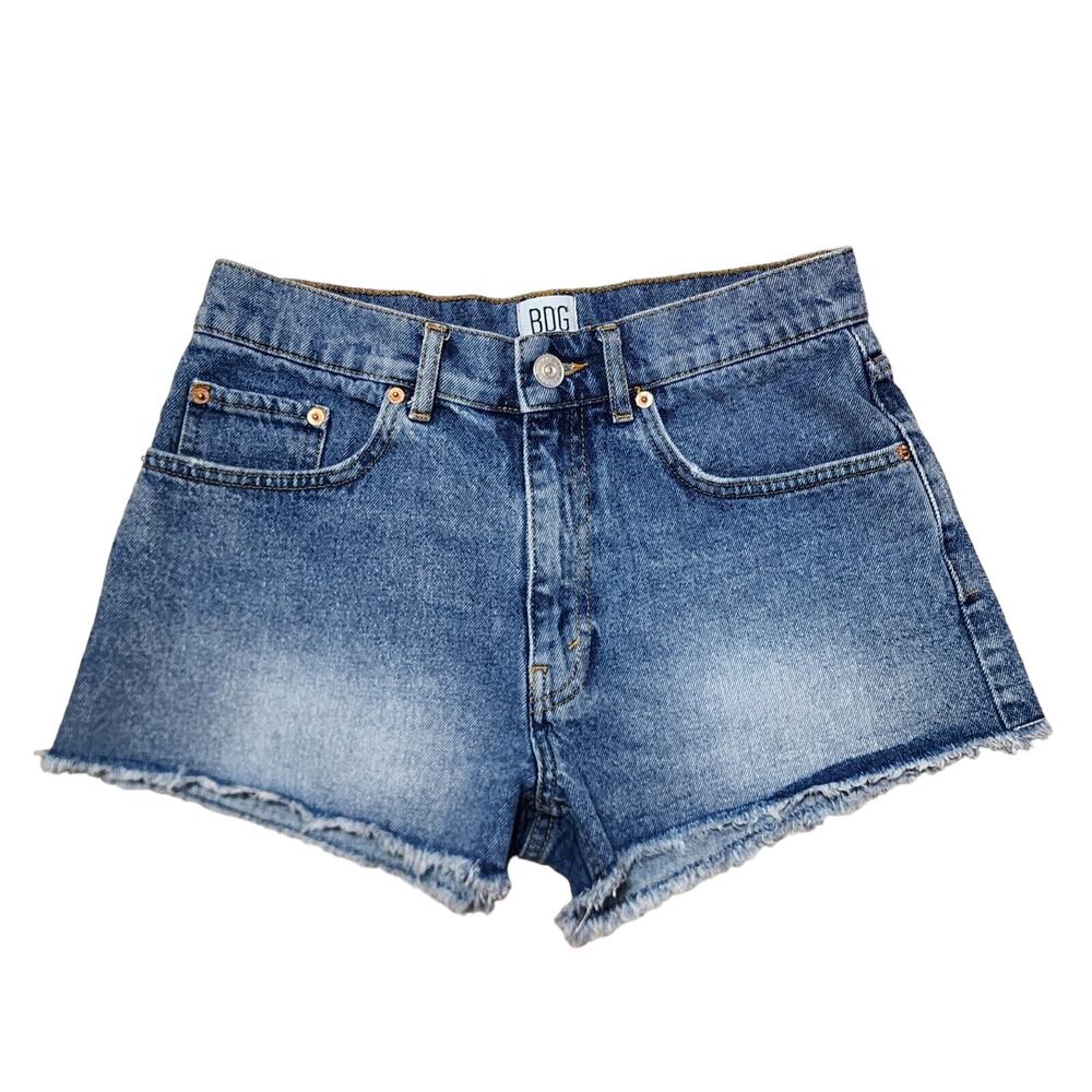 BDG Mid Rise Essential Blue Denim Shorts Frayed Women’s 27 Urban Outfitters